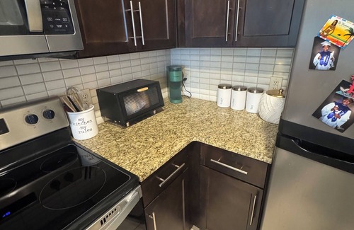 Piedmont Heights Apartment | Cozy 1-bedroom apartment in Mid Atlanta, Buckhead.