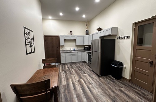 New Ulm Apartment | Cozy 1 bedroom apartment located in beautiful downtown New Ulm Mn.