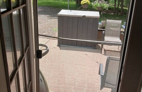 Bangor Apartment | Cozy 1-bedroom apartment in welcoming Bangor Attached to the Main House.