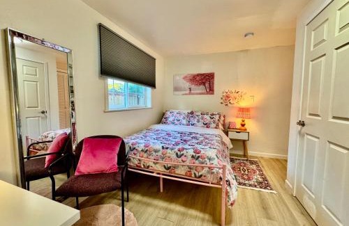 Rainier Valley Apartment | Cozy 1 Bedroom Apartment 10 minutes to SeaTac Airport