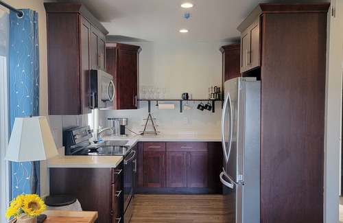 North End Apartment | Cozy 1-bedroom apartment in historic stadium district of Tacoma with WiFi, AC