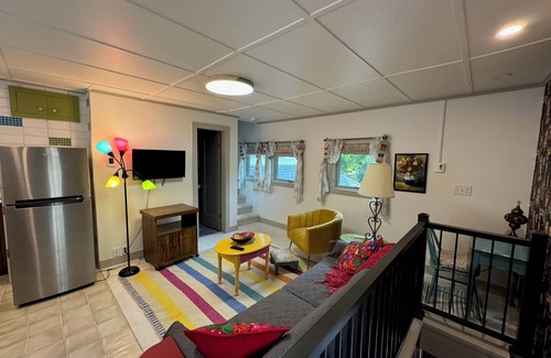 University District Apartment | Cozy 1-bedroom Apt in Missoula. Walking distance to the University and downtown