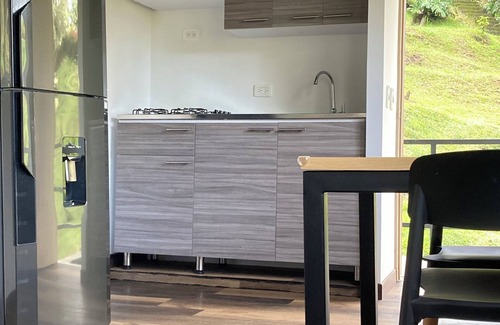 Envigado Ski Chalet | Cozy 1 bedroom chalet in charming El Retiro with WiFi
