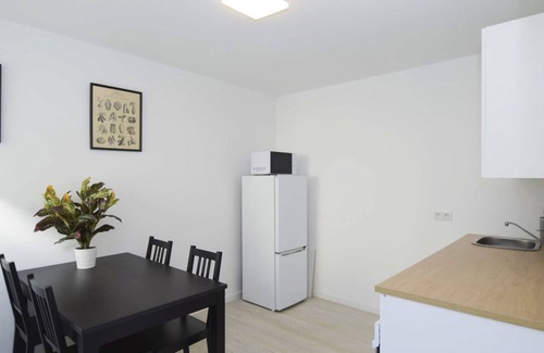 Am Luitpoldpark Apartment | Cozy 1-bedroom City apartment in amazing München with WiFi