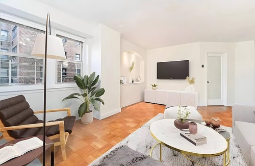 Kips Bay Condo | Cozy 1-bedroom condo in great location with AC, fitness room, WiFi