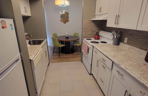 Clearwater Condo | Cozy 1-bedroom condo with WiFi, AC in wonderful Clearwater