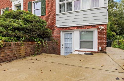 Silver Spring Apartment | Cozy 1-bedroom garden apartment