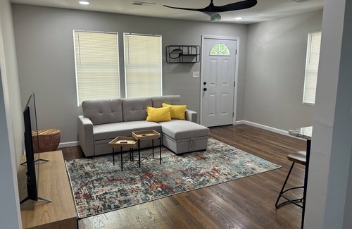 Albright Apartment | Cozy 1-bedroom in charming Durham