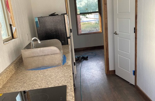 Odessa House | Cozy 1-bedroom mobile home with WiFi, AC in enjoyable Odessa