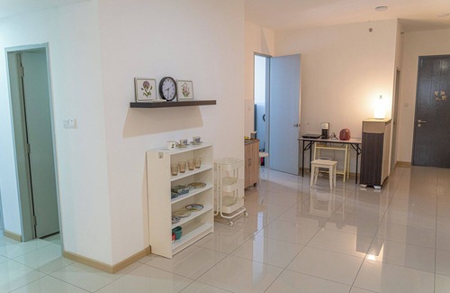 Cheras Apartment | Cozy 1-bedroom MRT connected with Private Bathroom Highspeed WiFi, fitness room