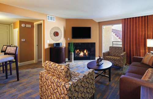 Las Vegas Resort | Cozy 1-bedroom resort with WiFi, fitness room in phenomenal Las Vegas