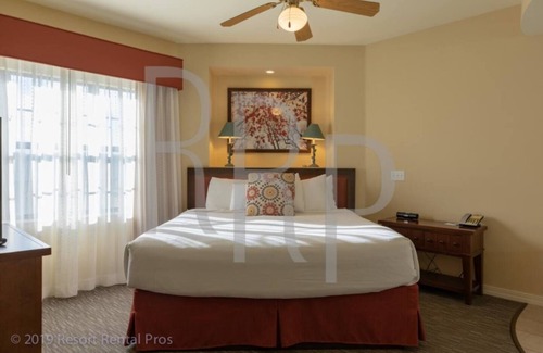 Branson Resort | Cozy 1-bedroom resort with AC, WiFi in fantastic Branson, the Falls Village