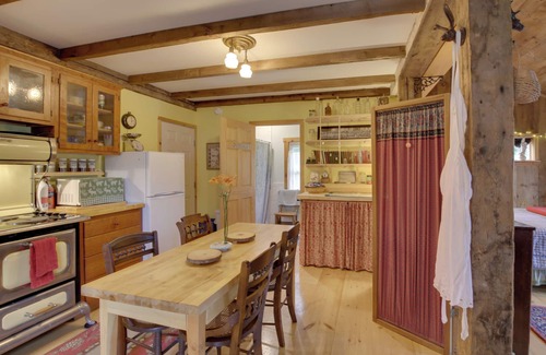 Bath Apartment | Cozy 1930’s-style Waterfront Maine Cabin w/Dock!
