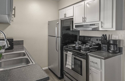 South Scottsdale Apartment | Cozy 1B1B Retreat in Scottsdale | Free Parking