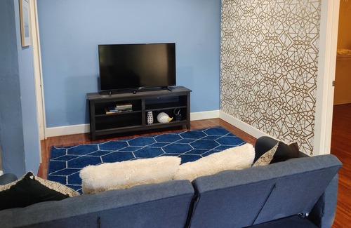 Seattle Metro Area House | Cozy 1bd home minutes from SEA airport & downtown.