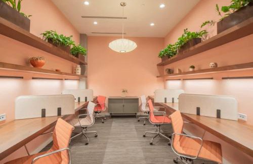 Tempe Apartment | Cozy 1BD - Pool, Gym, Parking, W-D - Sleeps 4