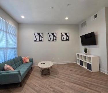 Deep Ellum Apartment | Cozy 1bedrm/1bed/air mattress