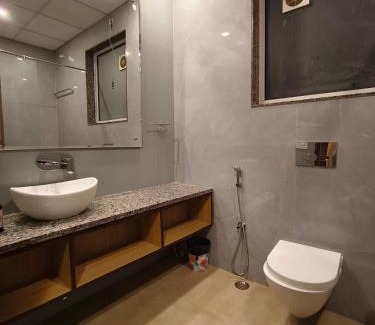 Sanganer House | Cozy 1BHK Retreat With Kitchen & Living Room