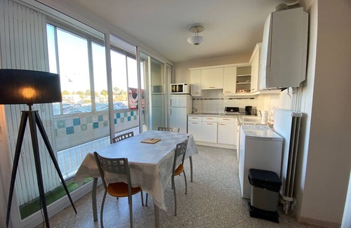 Balaruc-les-Bains Apartment | "Cozy 1BR Apt Near Thermal Baths & Thau Lagoon - Pet-Friendly, WiFi, A/C"