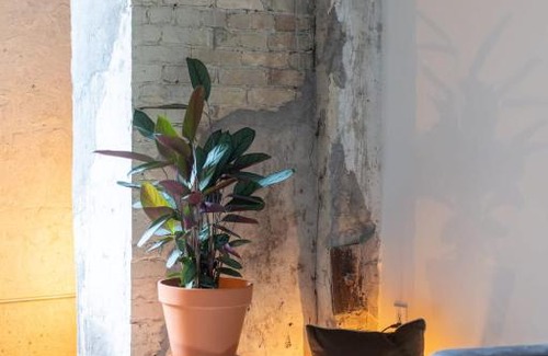 Westown Apartment | Cozy 1BR Close to Fiserv with Parking
