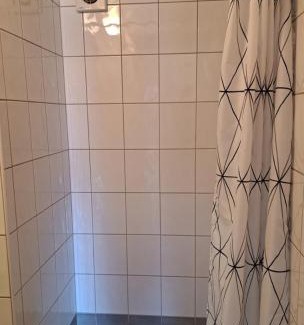 Sogndal Apartment | Cozy 1BR in city centre, with parking!