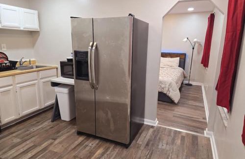 Roselawn Finance Apartment | Cozy 1BR in Pleasant Ridge