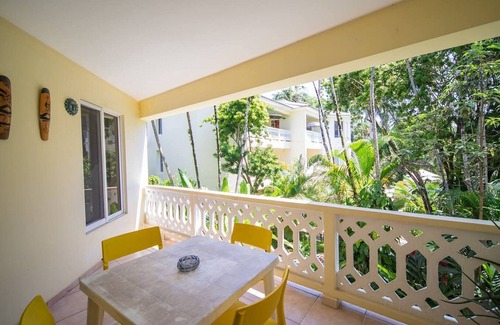 ProCab Apartment | Cozy 1BR – Pool, Walk to Beach, Quiet & Secure
