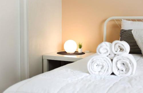 Thanon Phaya Thai Apartment | Cozy 1br walk to BTS and Airport Rail Link Close to Malls T