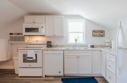 Bristol Apartment | Cozy 2 Bed Apartment Near Downtown Bristol