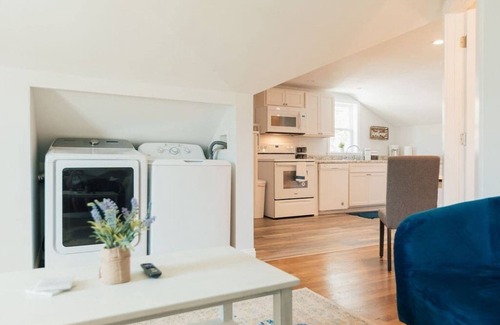 Bristol Apartment | Cozy 2 Bed Apartment Near Downtown Bristol