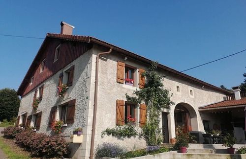 Le Tholy Cottage | Cozy 2-Bed Rental with Mountain Views, Private Terrace, and Nearby Waterfalls