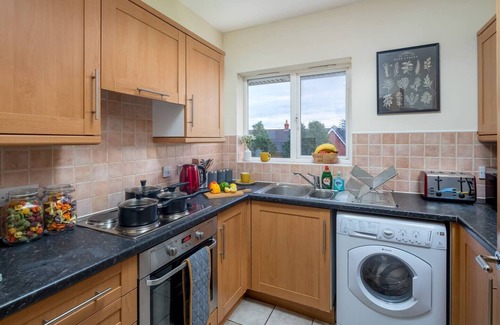 Custom House Apartment | Cozy 2 bed room Flat, Walking distance from ExCel