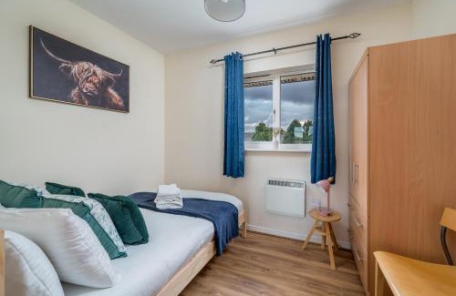 Custom House Apartment | Cozy 2 bed room Flat Walking distance from ExCel