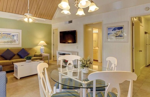 Palmetto Dunes Villa | Cozy 2-bedroom, 2-bathroom villa nestled within the Village at Palmetto Dunes.