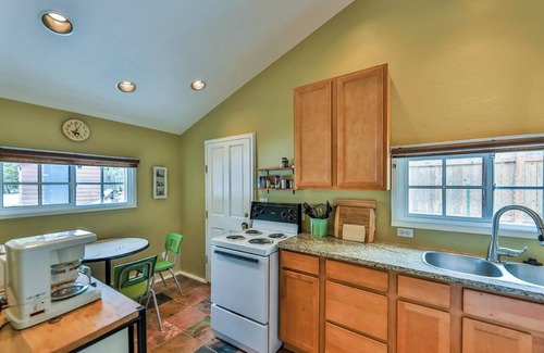 Grand Lake Cabin | Cozy 2-bedroom 2-bath cabin with WiFi. 10 minutes from RMNP west entrance!