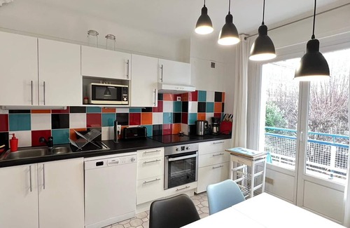 Aix-les-Bains City Center Apartment | Cozy 2-Bedroom Apartment in Central Aix-Les-Bains with Balconies & Parking