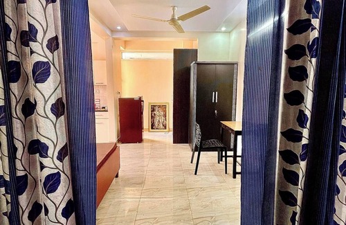 Jaipur Apartment | Cozy 2-bedroom apartment in enjoyable Jaipur with fitness room, WiFi
