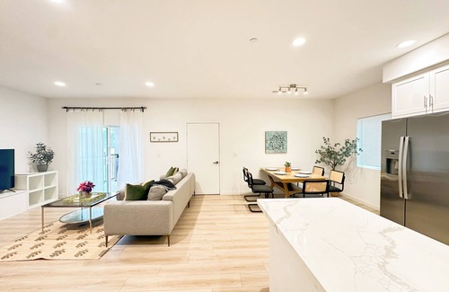 Westmont Apartment | Cozy 2-bedroom apt West University Health Sciences Pomona