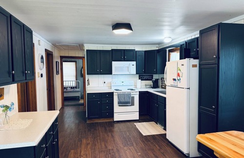 Northwoods Beach Cabin | Cozy 2-bedroom cabin in the beautiful Northwoods on Lac Courte Orielles Lake!