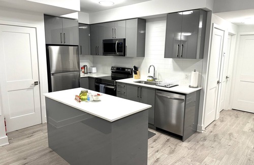 Niagara Falls Condo | Cozy 2-Bedroom Condo with Parking in Niagara Falls