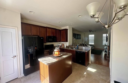 Chesapeake Condo | Cozy 2-bedroom condo with WiFi and AC in enchanting Chesapeake