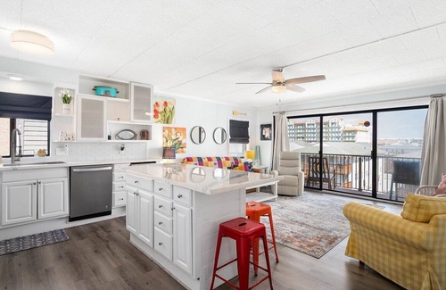North Ocean City Condo | Cozy 2 Bedroom Condo in Tradewinds Steps from the Beach!
