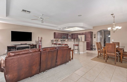 Sunland Springs Village Condo | Cozy 2-bedroom condo with fitness room, WiFi in charming Mesa