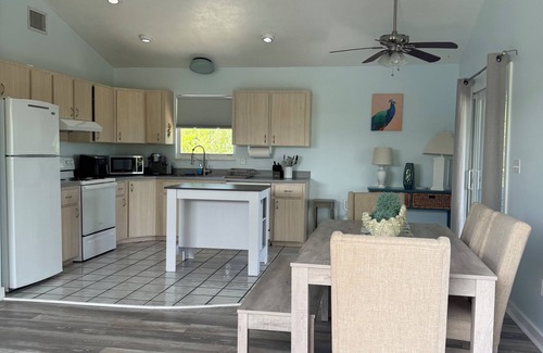 Big Pine Key House | Cozy 2-bedroom house in charming Big Pine Key with canal view and relaxing pool