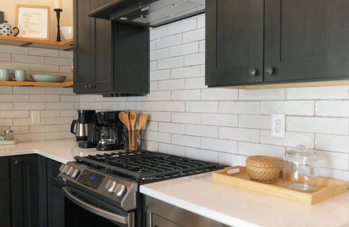 Murfreesboro House | Cozy 2-bedroom house in enchanting Murfreesboro with WiFi, ACn