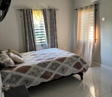 Old Harbour House | Cozy 2 bedroom