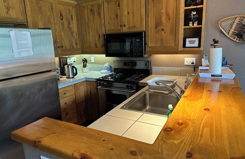 Keystone House | Cozy 2 Bedroom Keystone Townhouse Minutes From Lifts