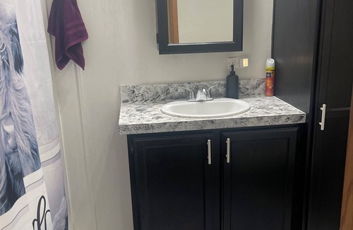 Knoxville House | Cozy 2-bedroom mobile home in Knoxville
