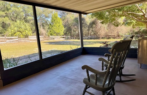 Stanton House | Cozy 2-bedroom mobile home with WiFi, AC in rural Weirsdale