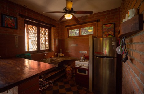 San Juan del Sur Apartment | Cozy 2 bedroom apartment in small community +huge garden and views of the SJ-bay